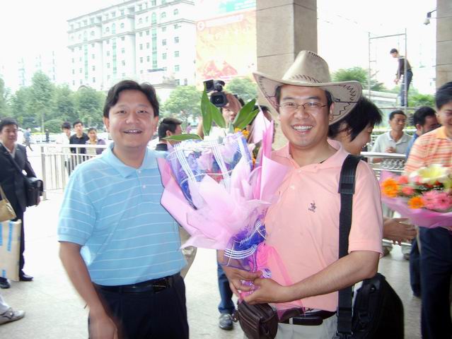 2008年总医院援藏医生袁高亮凯旋
